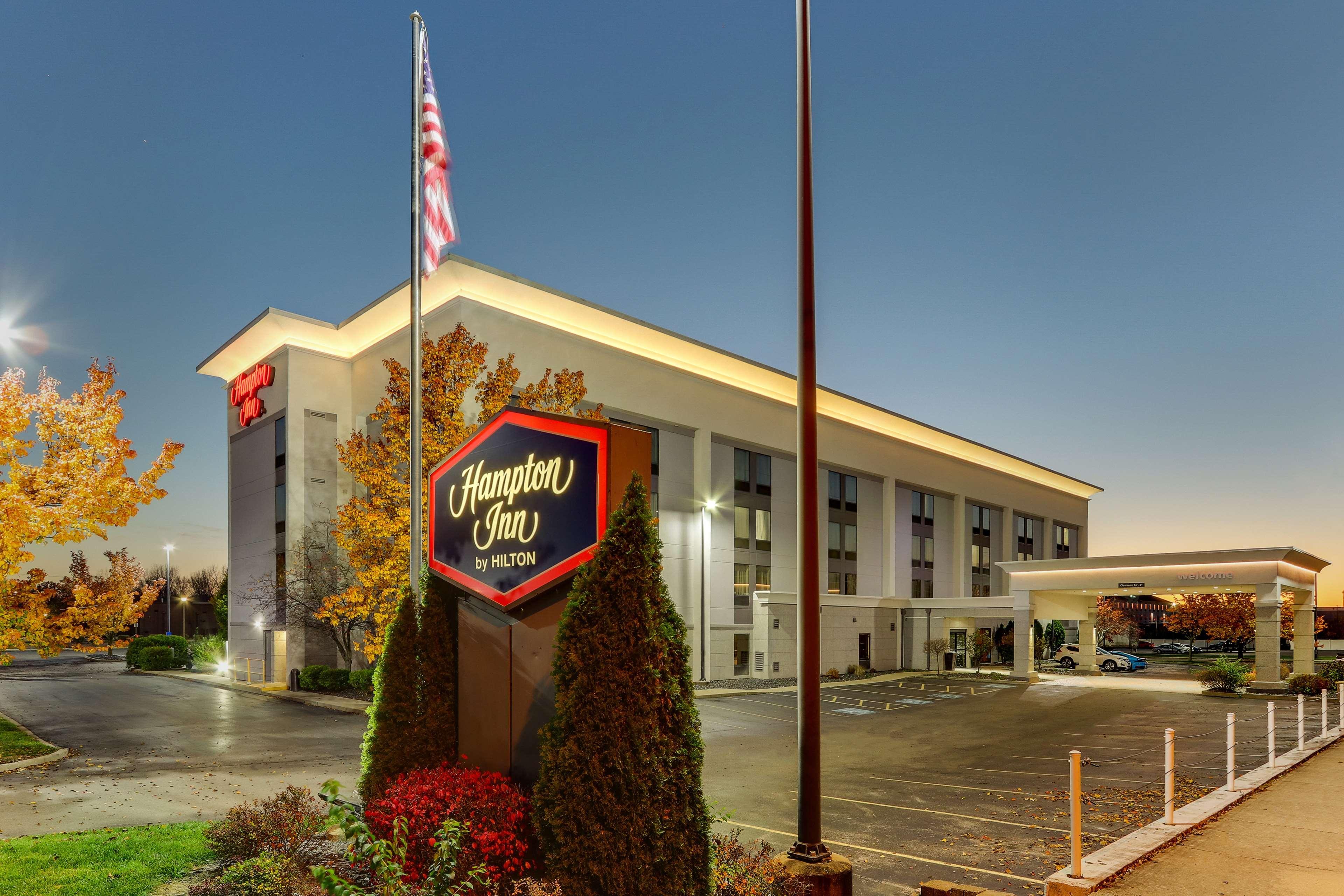 Hampton Inn Springfield Eksteriør bilde