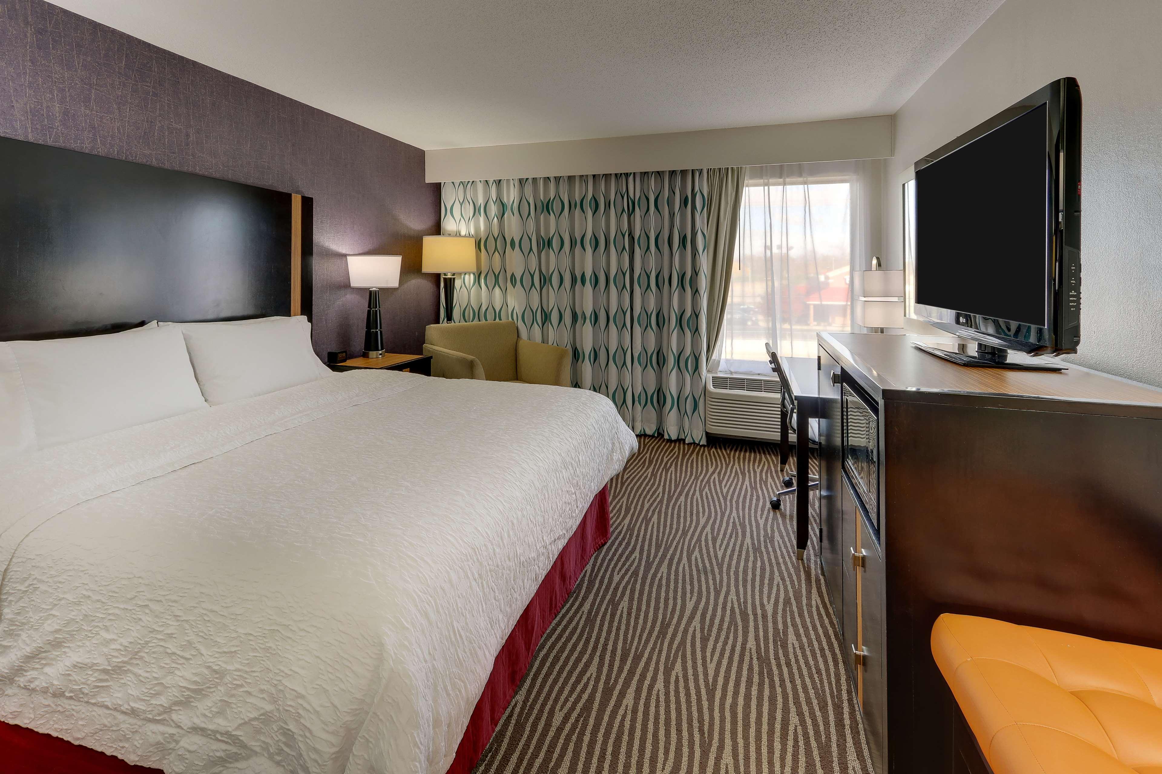 Hampton Inn Springfield Eksteriør bilde