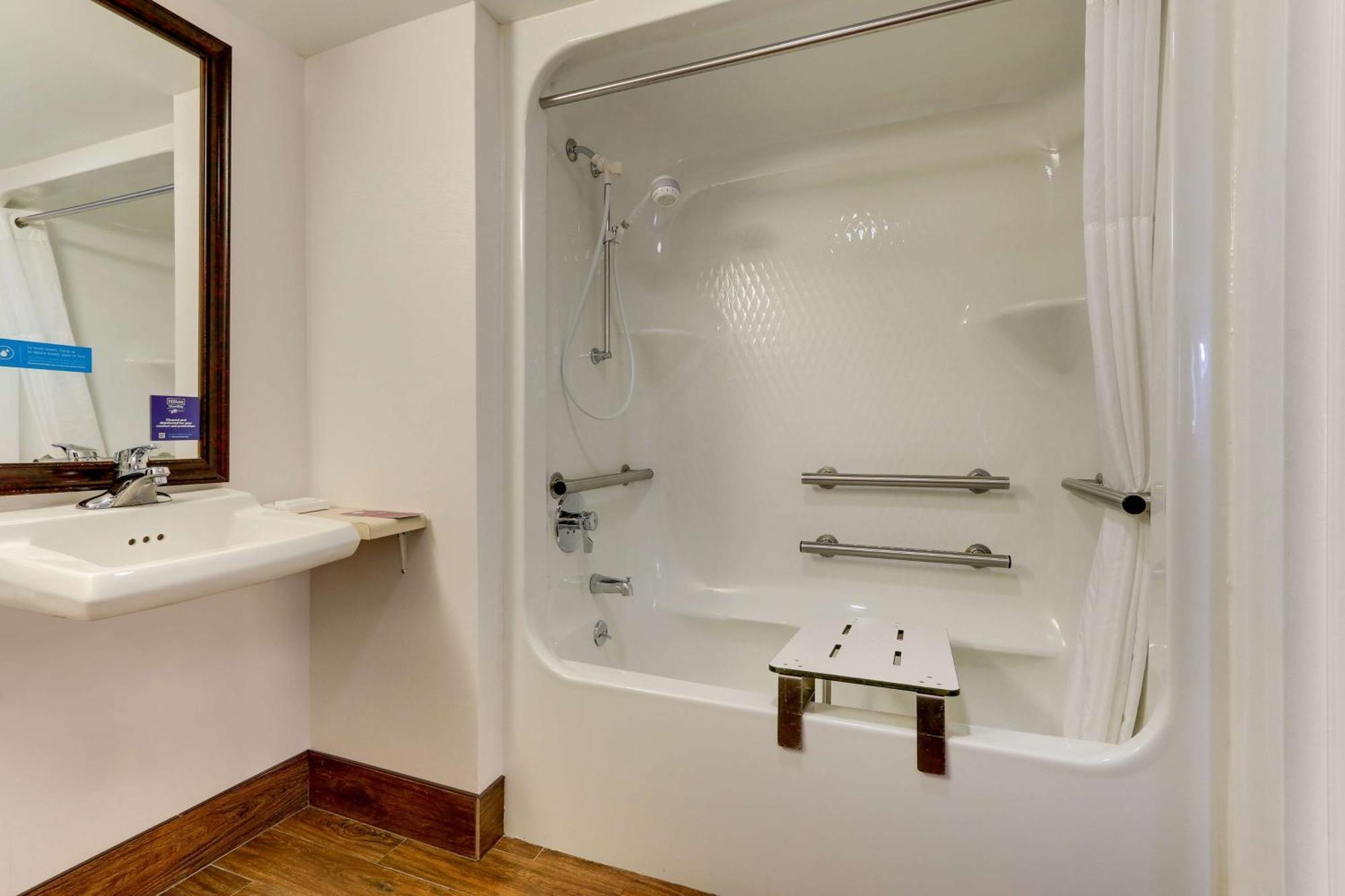 Hampton Inn Springfield Eksteriør bilde