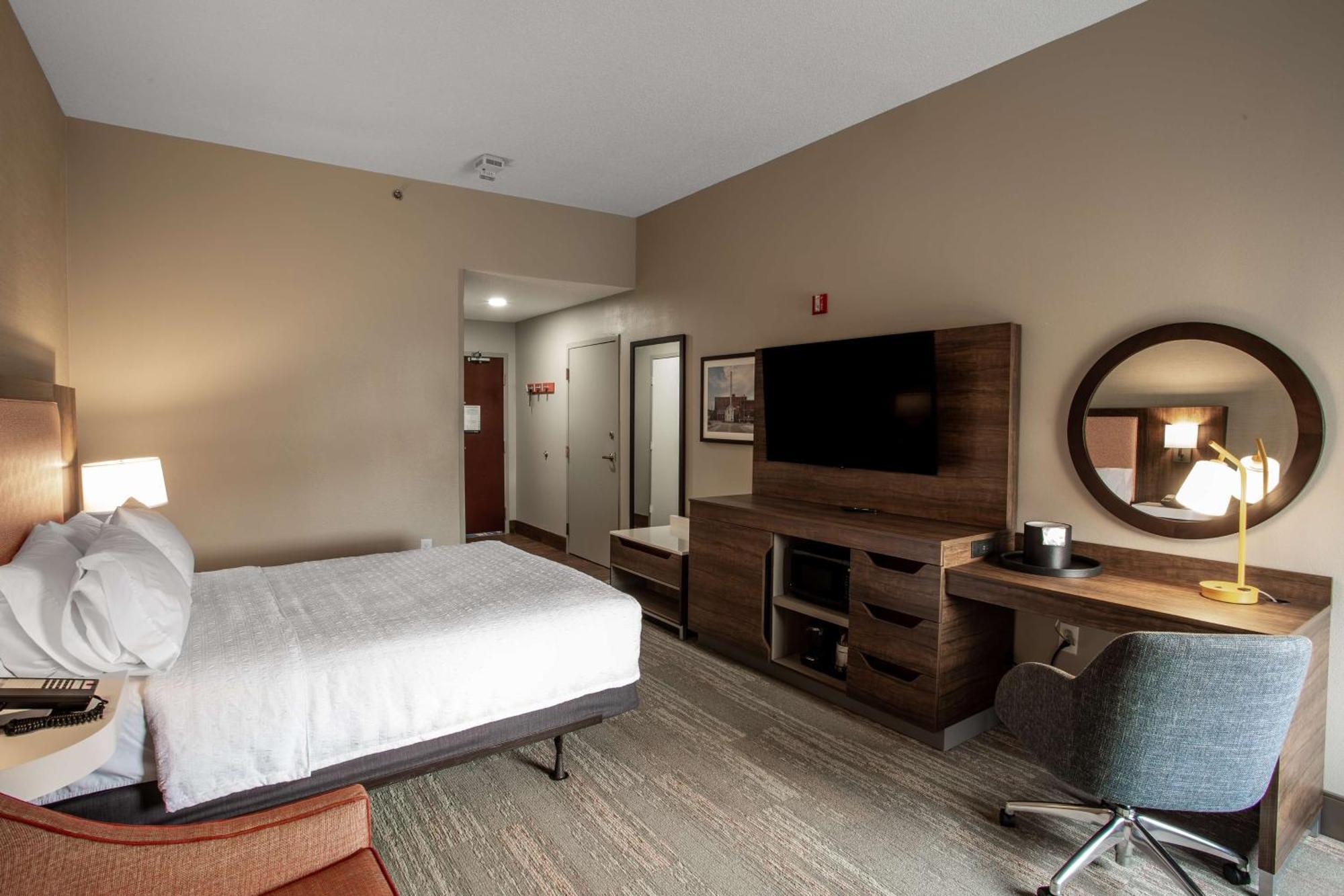 Hampton Inn Springfield Eksteriør bilde