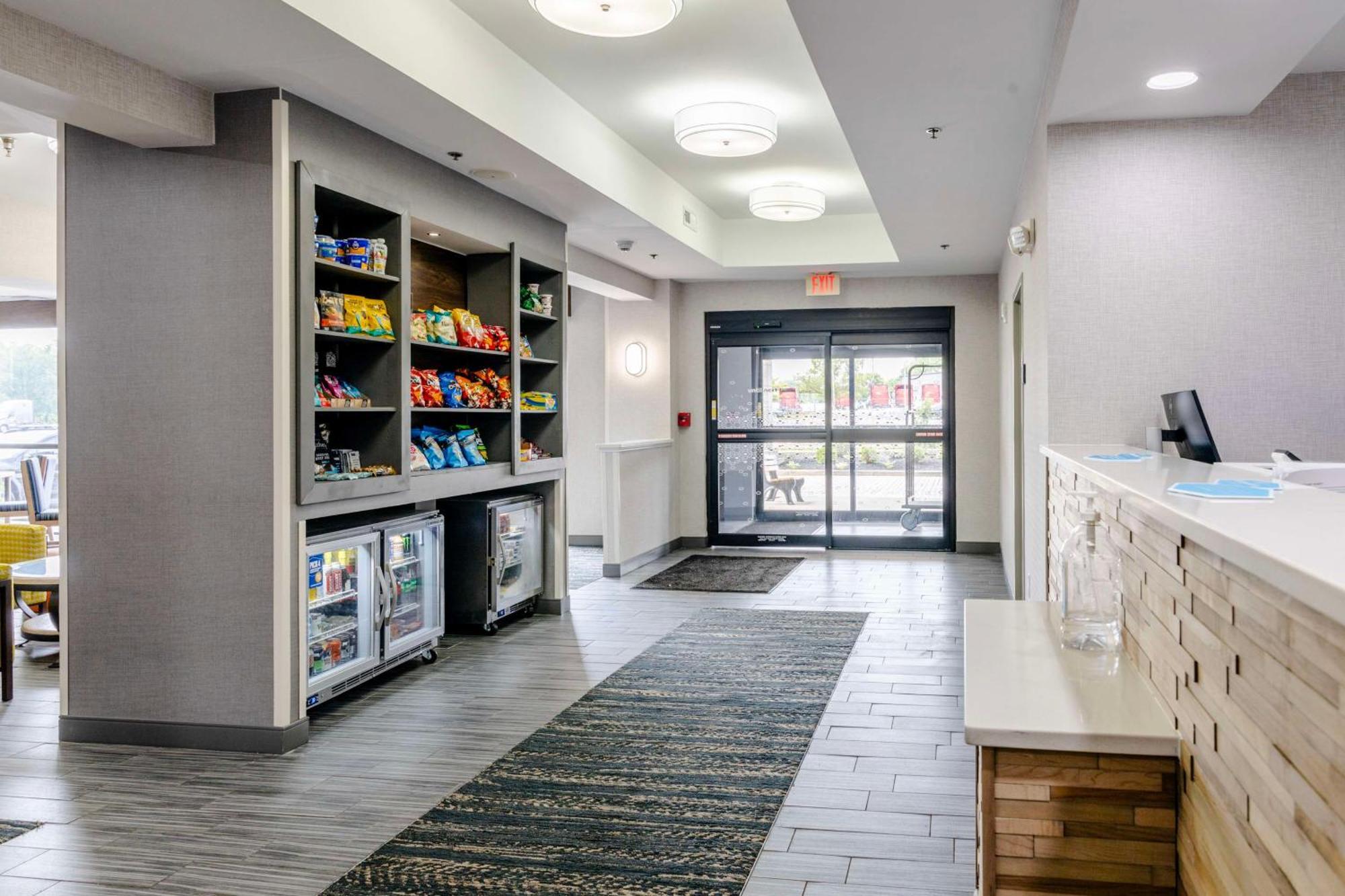 Hampton Inn Springfield Eksteriør bilde