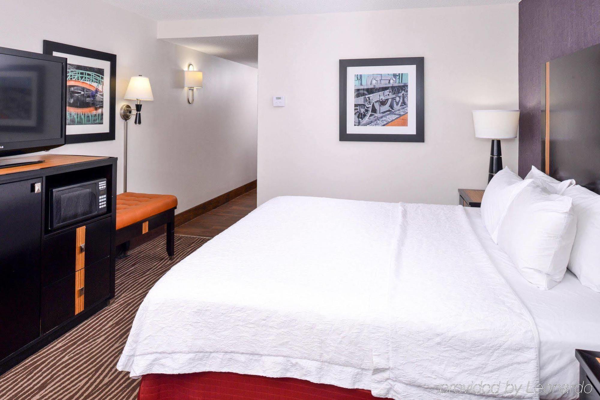 Hampton Inn Springfield Eksteriør bilde